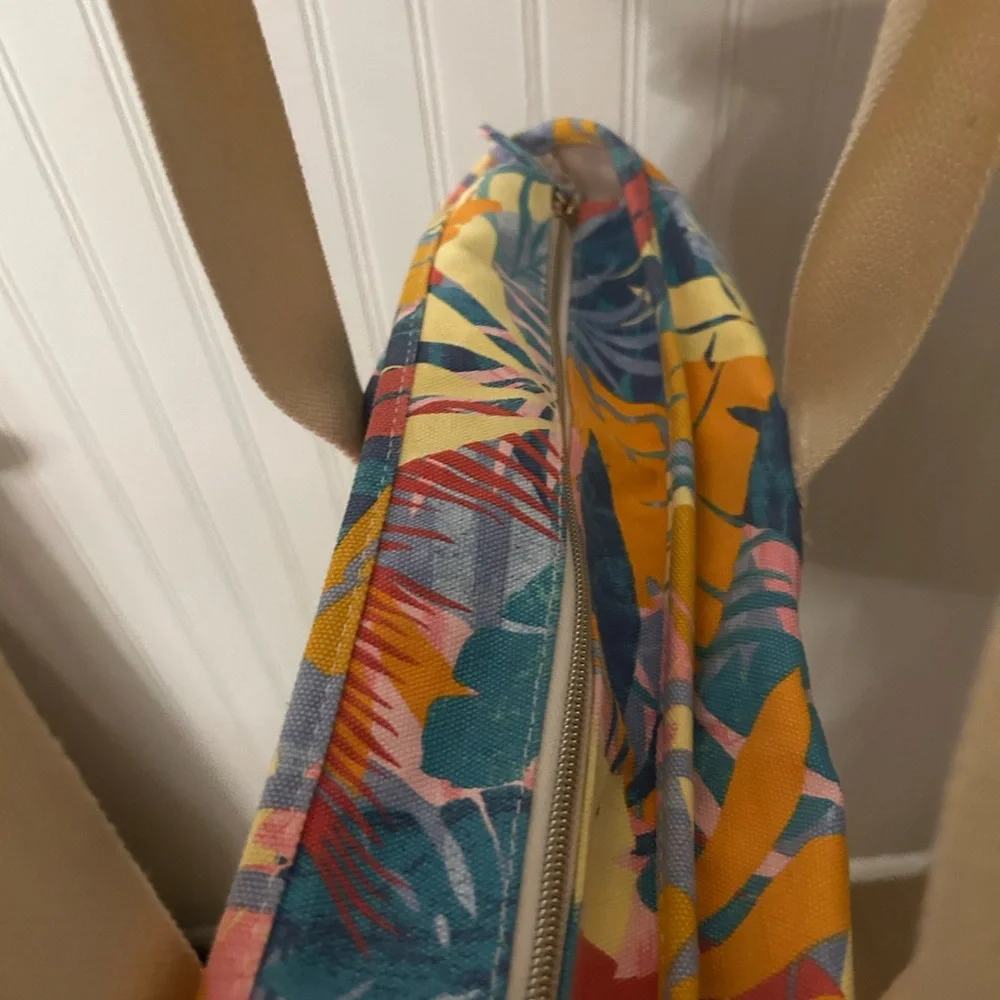 Old Navy bright fun